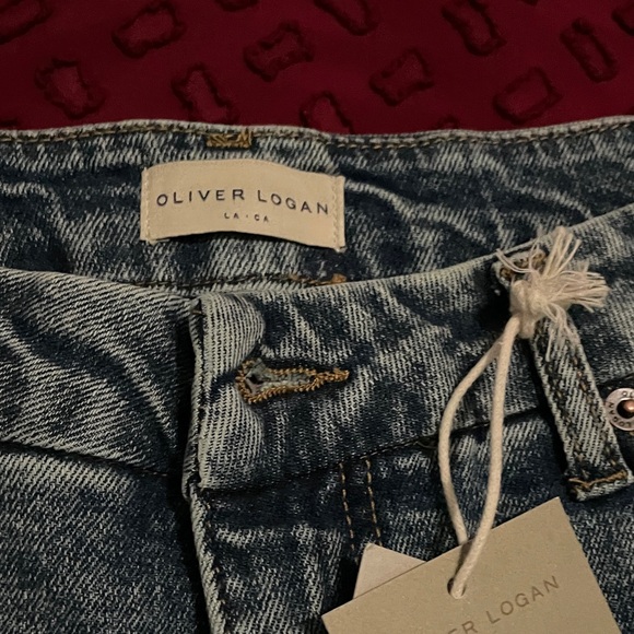 Oliver Logan Denim - Stylish Women's Straight Leg Jeans in Light Blue
